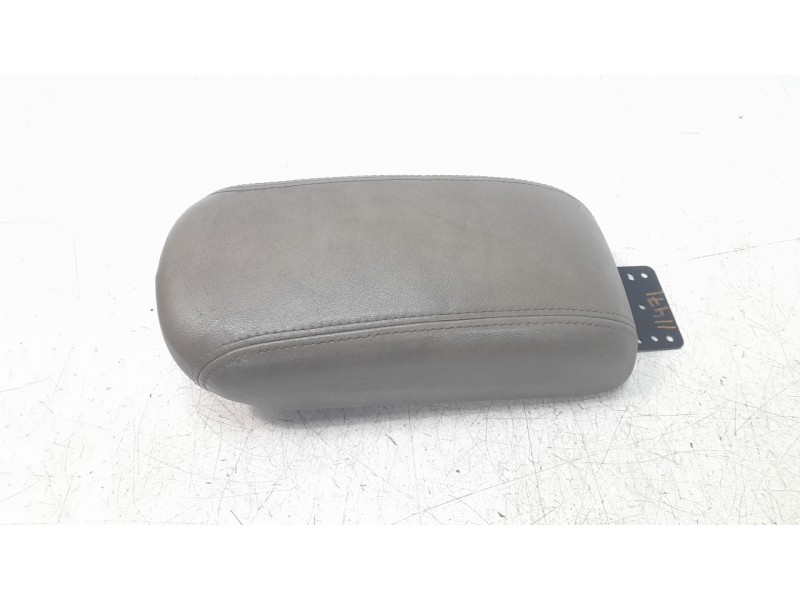 Recambio de apoyabrazos central para fiat tipo ii (356) sedan 1.6 jtdm 16v referencia OEM IAM 7356312980E  