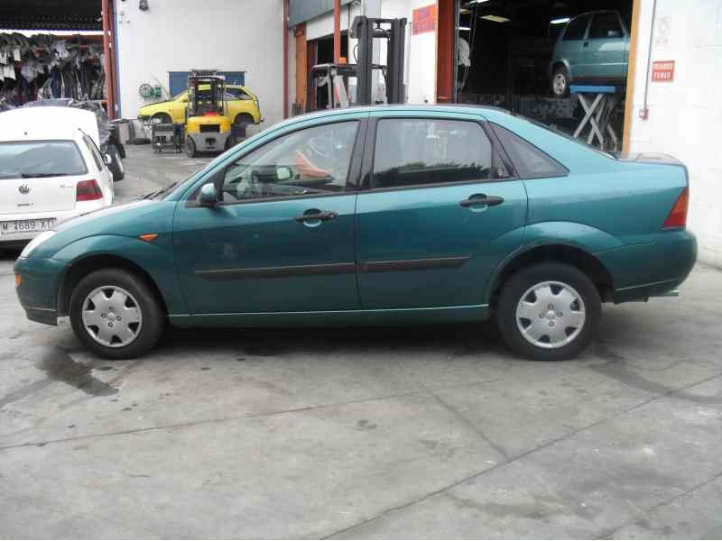 ford focus berlina (cak) del año 1998