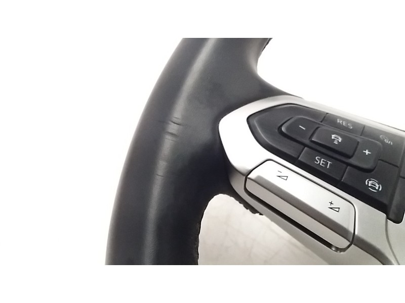 Recambio de volante para volkswagen t-cross 1.0 tsi referencia OEM IAM 2GM419089AH  