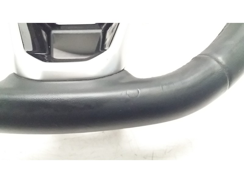 Recambio de volante para volkswagen t-cross 1.0 tsi referencia OEM IAM 2GM419089AH  