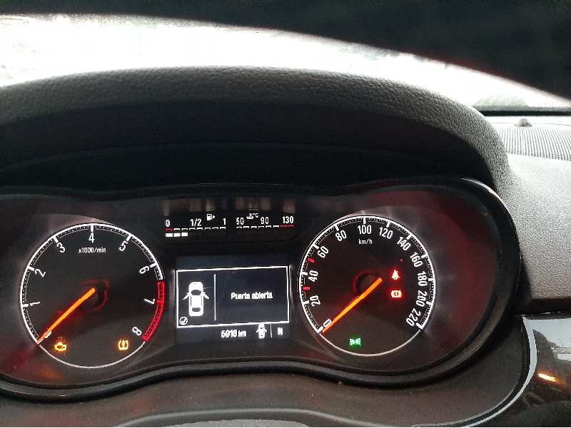 opel corsa e del año 2016