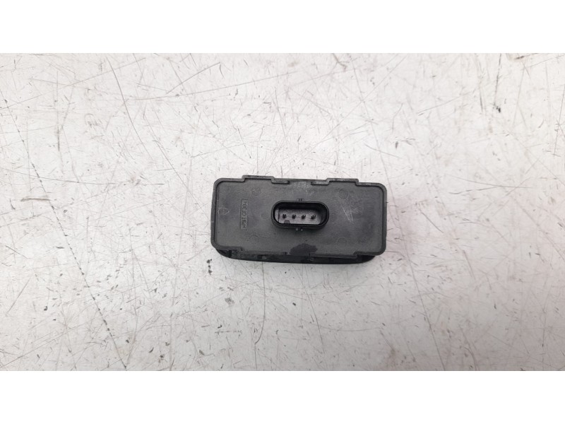 Recambio de mando elevalunas trasero izquierdo para volvo xc60 referencia OEM IAM 31433408  