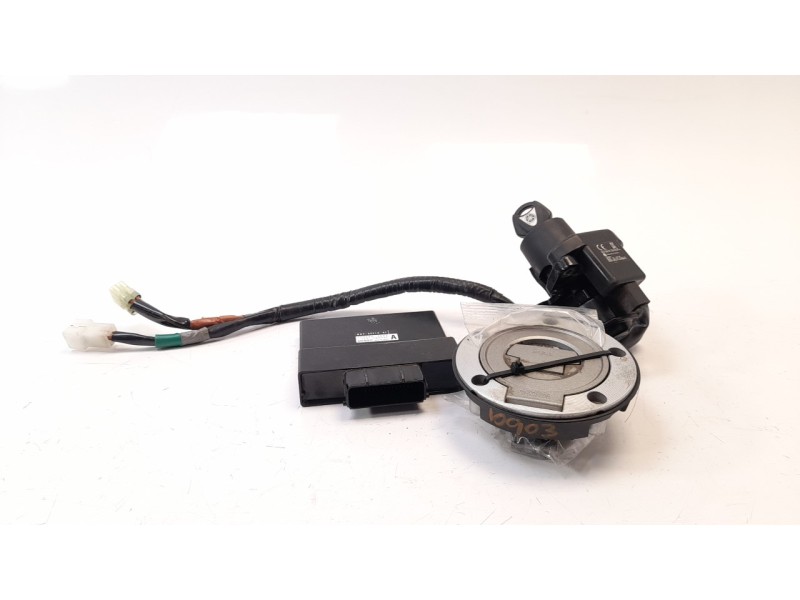 Recambio de conmutador de arranque para yamaha mt-07 referencia OEM IAM BATW82501100  