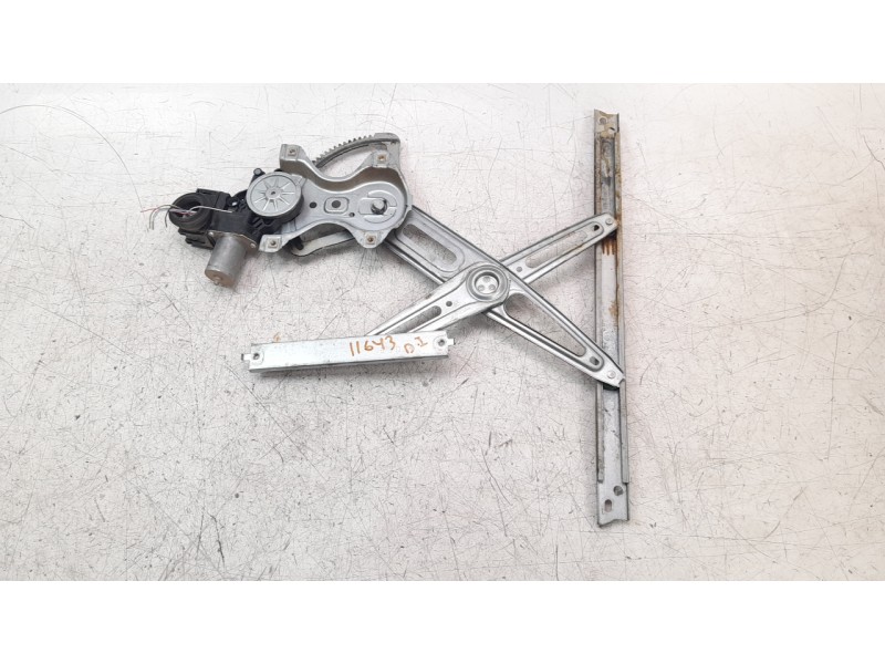 Recambio de elevalunas delantero izquierdo para toyota hilux vii 2.4 d referencia OEM IAM 698200K280  