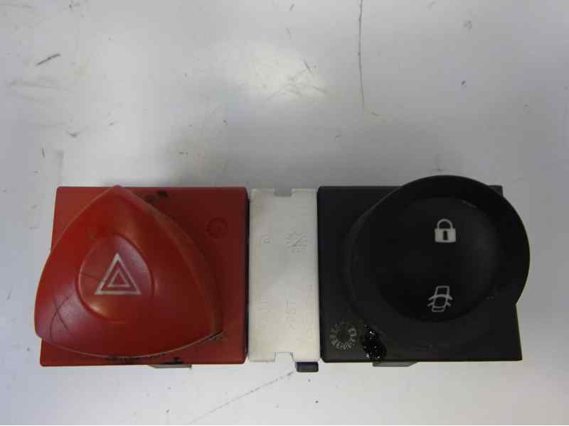 Recambio de warning para renault megane ii berlina 3p 1.9 dci diesel referencia OEM IAM 8200095493 8200109723 8200107808