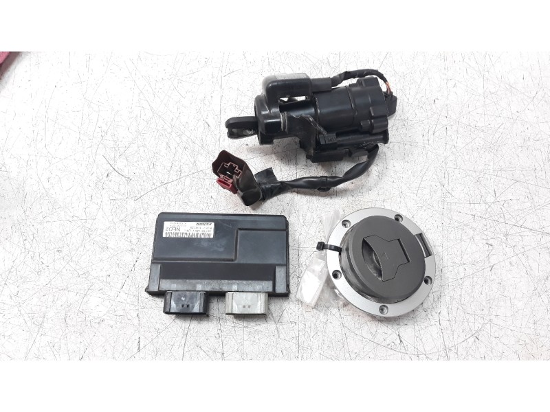 Recambio de conmutador de arranque para honda cb 650r referencia OEM IAM 38770MKND51  