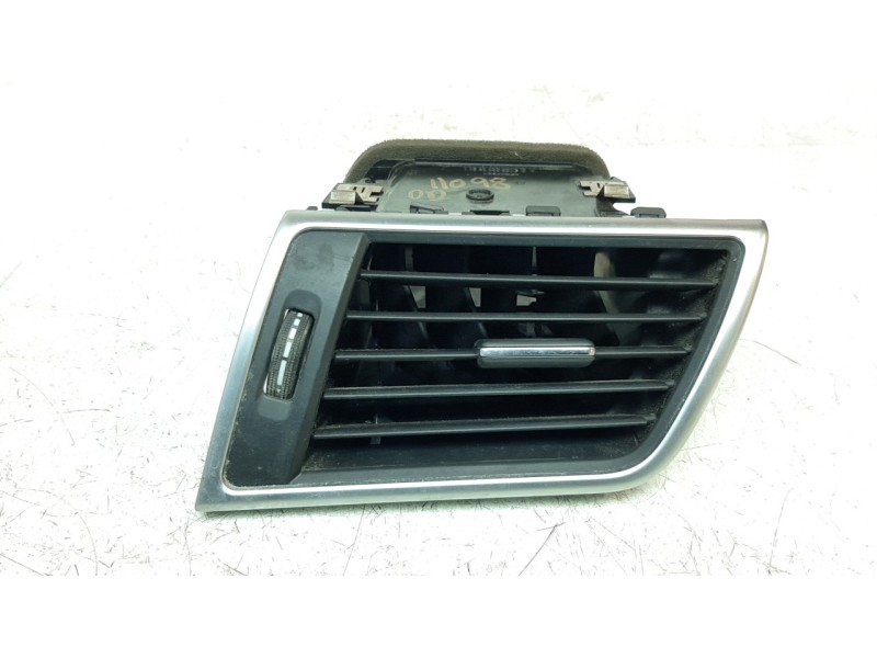 Recambio de aireador derecho para mercedes-benz clase m (w166) ml 250 bluetec (166.004) referencia OEM IAM A1668300254  