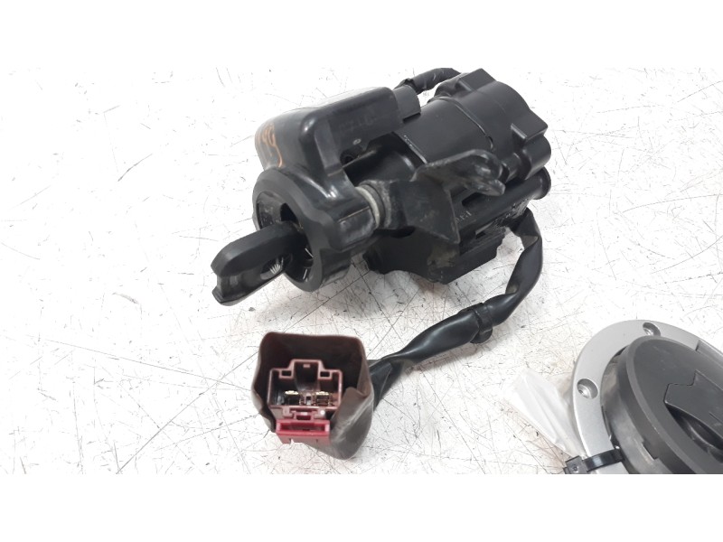 Recambio de conmutador de arranque para honda cb 650r referencia OEM IAM 38770MKND51  