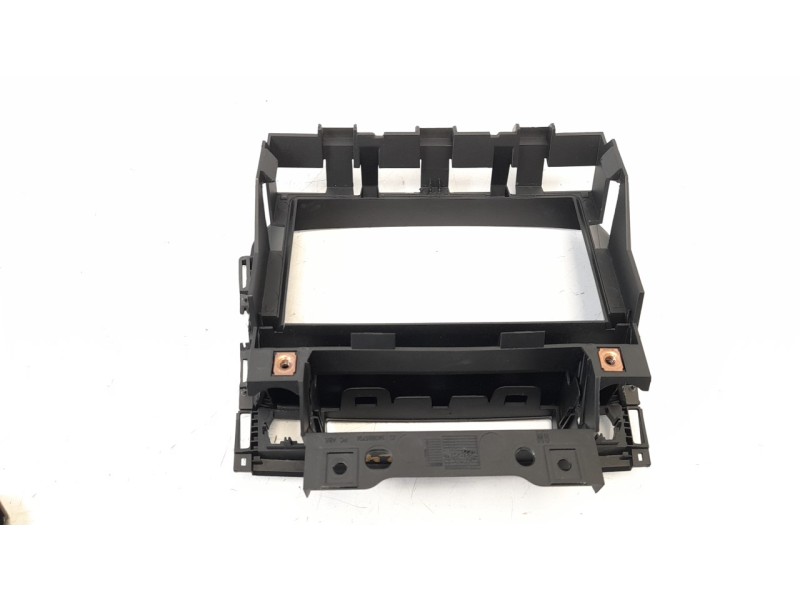 Recambio de moldura para opel astra k lim. 5türig 1.6 cdti dpf referencia OEM IAM 13287469 340685796 