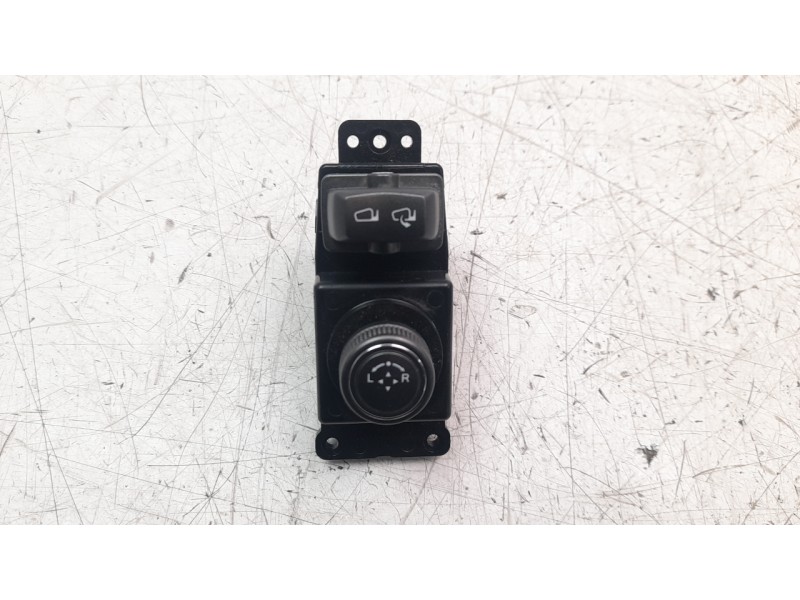 Recambio de mando retrovisor para ssangyong rexton limited 4x4 referencia OEM IAM 29913975  