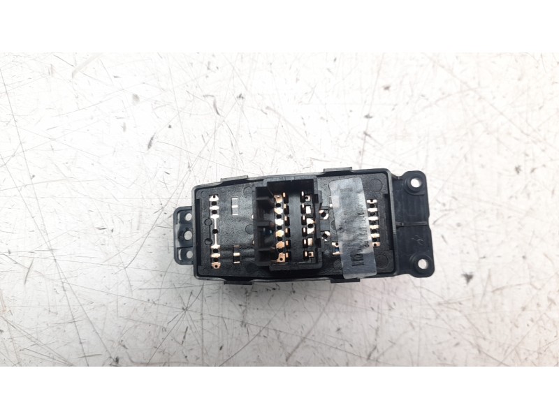 Recambio de mando retrovisor para ssangyong rexton limited 4x4 referencia OEM IAM 29913975  