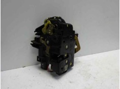 Recambio de cerradura puerta trasera derecha para audi a6 berlina (4b2) 2.5 tdi quattro referencia OEM IAM   