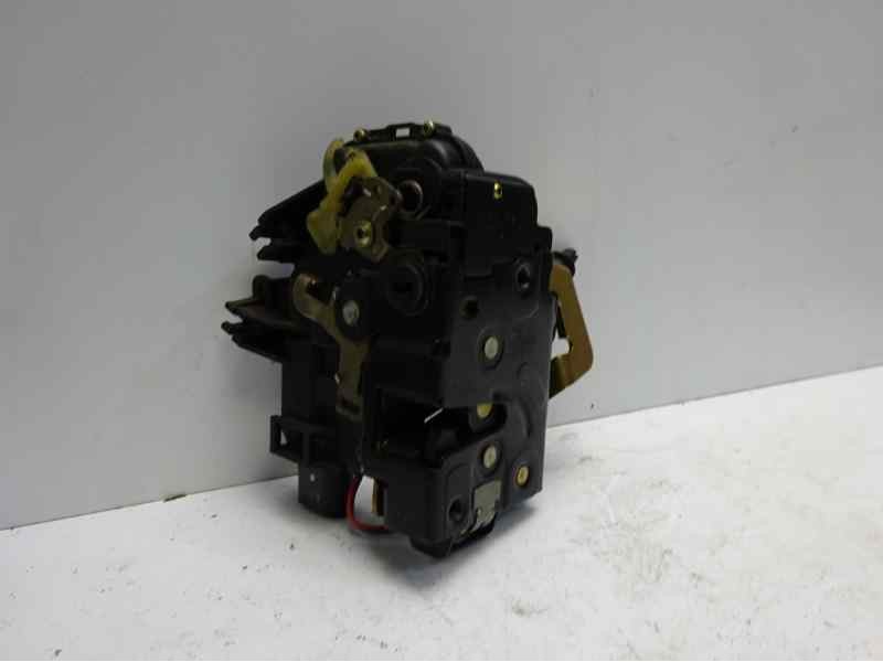 Recambio de cerradura puerta trasera derecha para audi a6 berlina (4b2) 2.5 tdi quattro referencia OEM IAM   