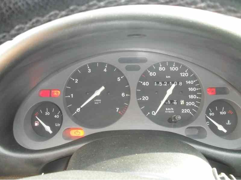 opel tigra del año 2000