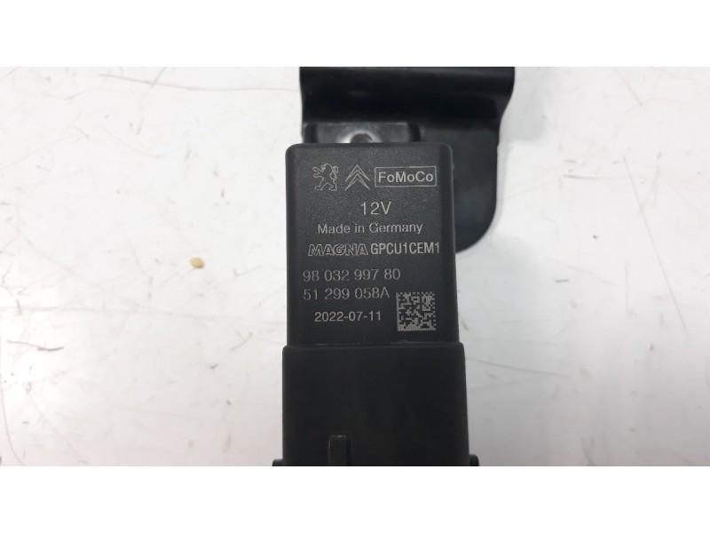 Recambio de caja precalentamiento para citroen c3 1.5 blue-hdi fap referencia OEM IAM 9803299780  