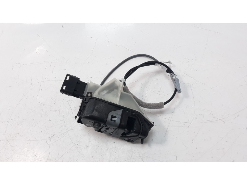 Recambio de cerradura puerta delantera derecha para citroen c3 1.5 blue-hdi fap referencia OEM IAM 16942937  