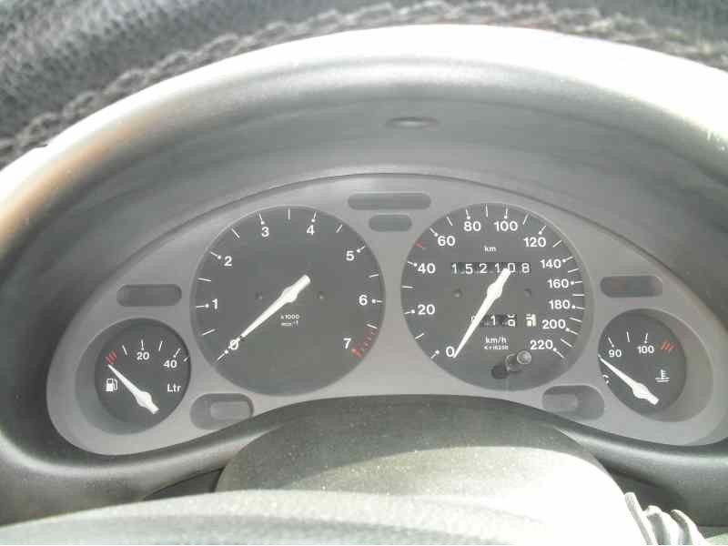 opel tigra del año 2000