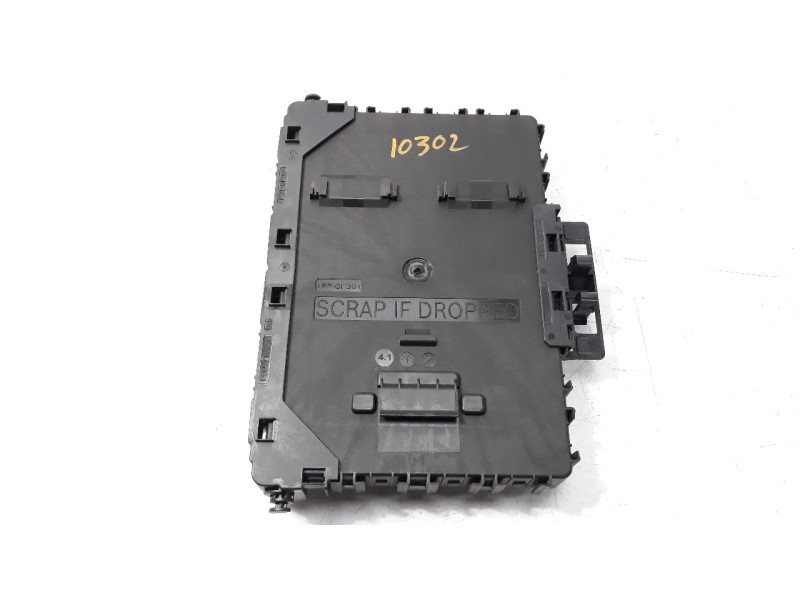 Recambio de caja reles / fusibles para ford focus st-line referencia OEM IAM JX6T15604BJH  