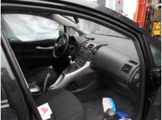 toyota auris del año 2008 2