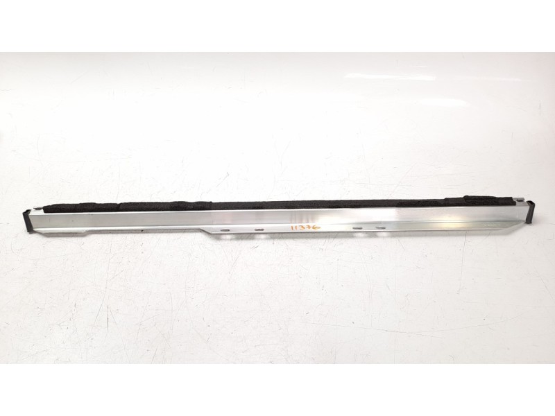 Recambio de travesaño inferior para volvo xc60 referencia OEM IAM P31448888  
