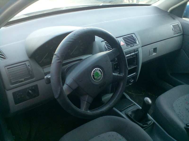skoda fabia (6y2/6y3) del año 2000