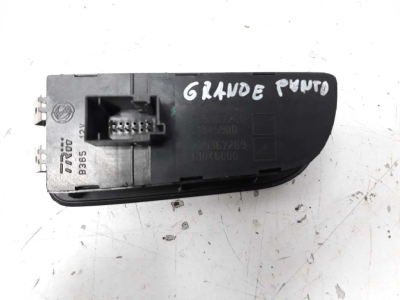 Recambio de mando multifuncion para fiat grande punto (199) 1.4 cat referencia OEM IAM 735367269 61046000 