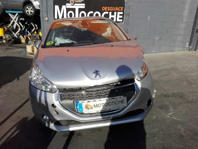 peugeot 208 del año 2013