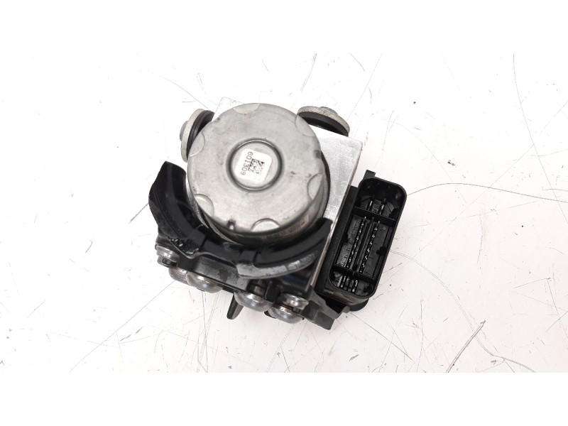 Recambio de abs para bmw c 400 referencia OEM IAM 8394844  
