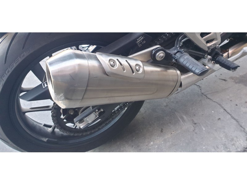 Recambio de silenciador trasero para triumph speed 400 referencia OEM IAM TA591108  