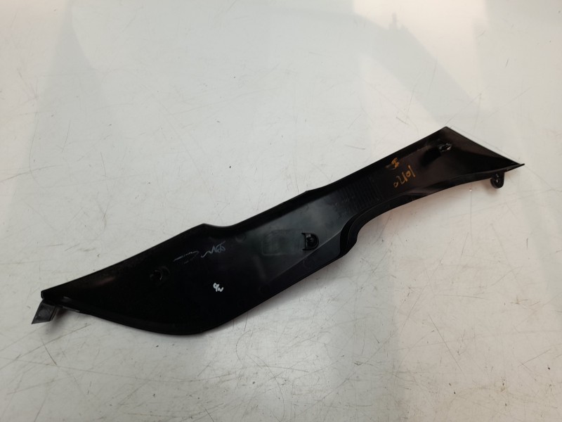 Recambio de moldura para kawasaki versys 650 versys 650 referencia OEM IAM 360010612  