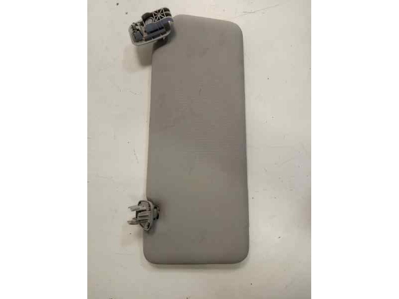 Recambio de parasol izquierdo para renault clio iv referencia OEM IAM 964010303R  
