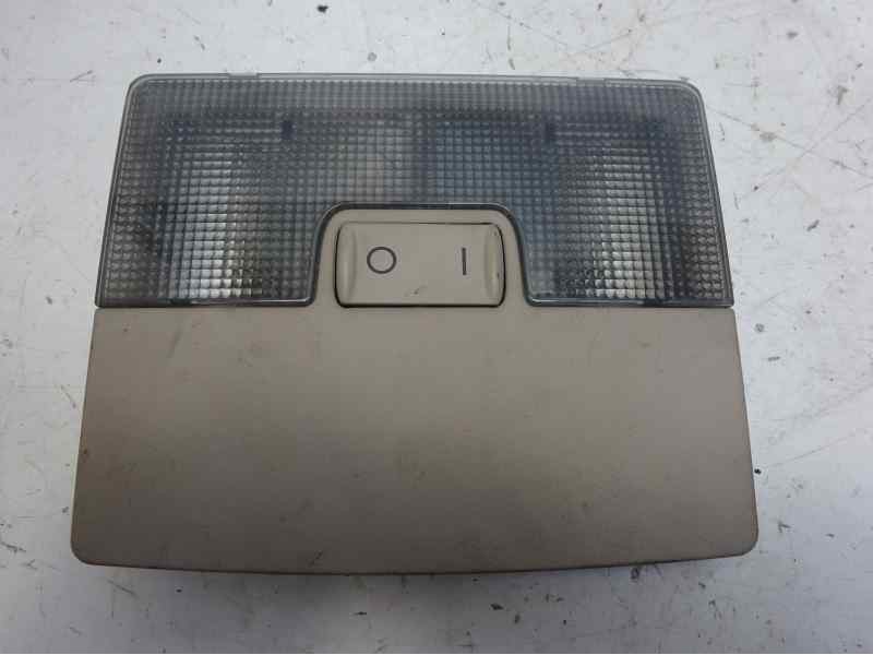 Recambio de luz interior para audi a6 berlina (4b2) 2.5 tdi quattro referencia OEM IAM 4B0947105  