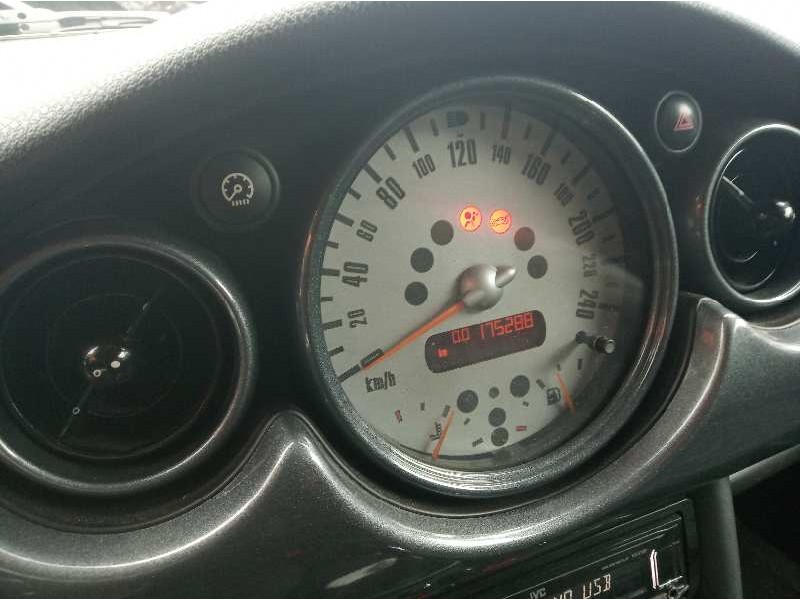 mini mini (r50,r53) del año 2002