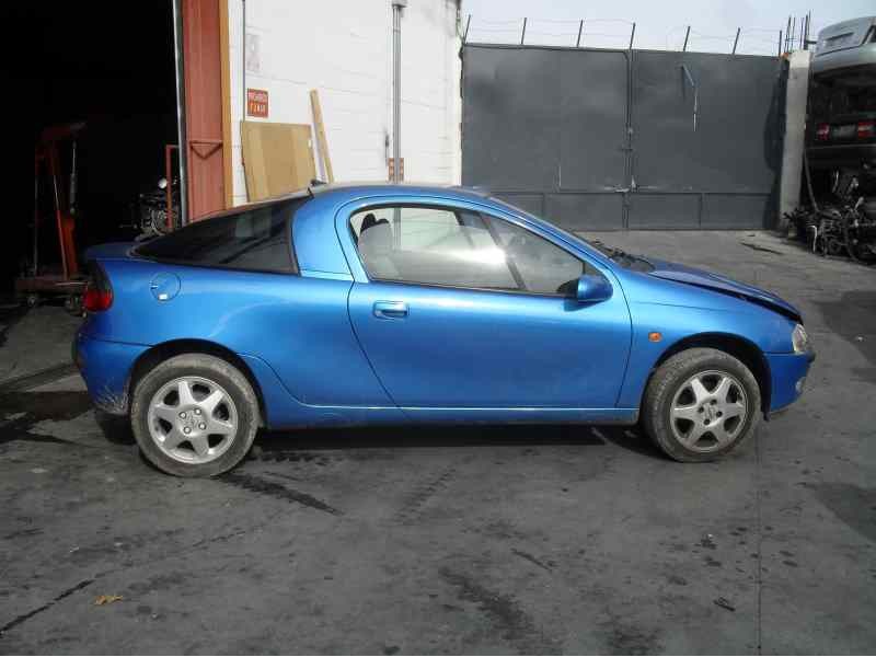 opel tigra del año 2000