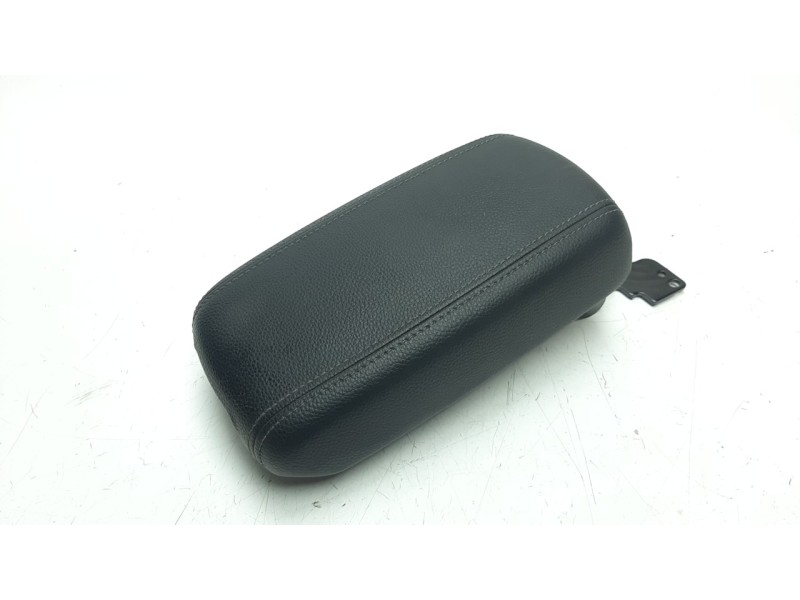 Recambio de apoyabrazos central para kia stonic (ybcuv) 1.2 cat referencia OEM IAM 84681H8100WK  