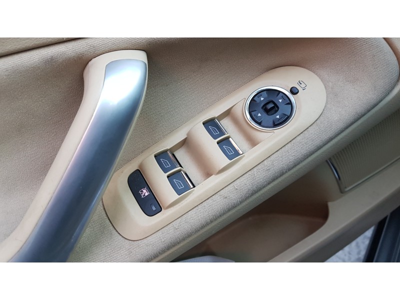Recambio de mando elevalunas delantero izquierdo para ford mondeo ber. (ca2) ghia referencia OEM IAM 7S7T14A132BC IAF820027 EWS-