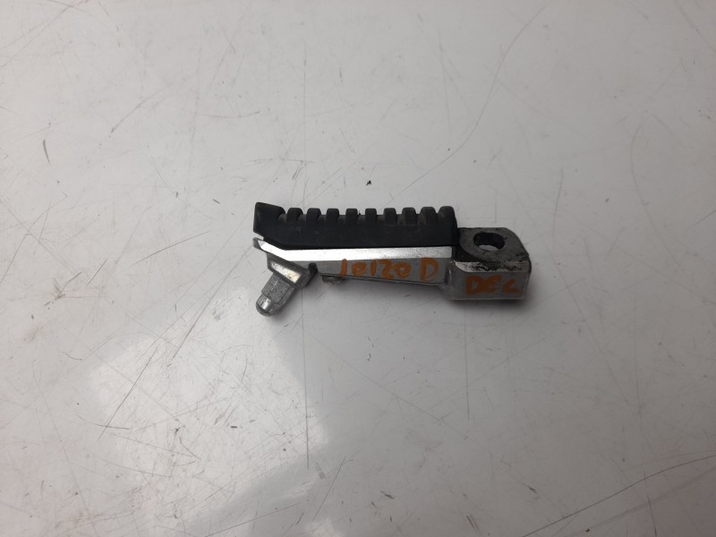 Recambio de estribo para kawasaki versys 650 versys 650 referencia OEM IAM 340280328  