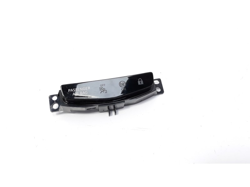 Recambio de pantalla multifuncion para nissan qashqai (j11) n-connecta referencia OEM IAM 250204EA0A  