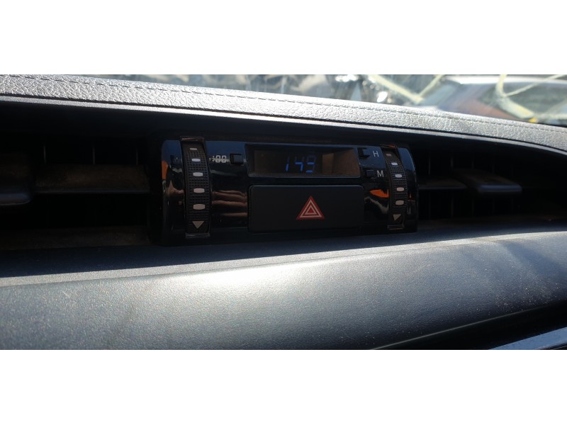 Recambio de warning para toyota hilux vii 2.4 d referencia OEM IAM 839100K180  