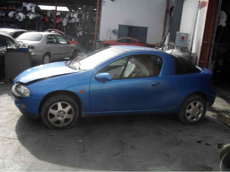 opel tigra del año 2000