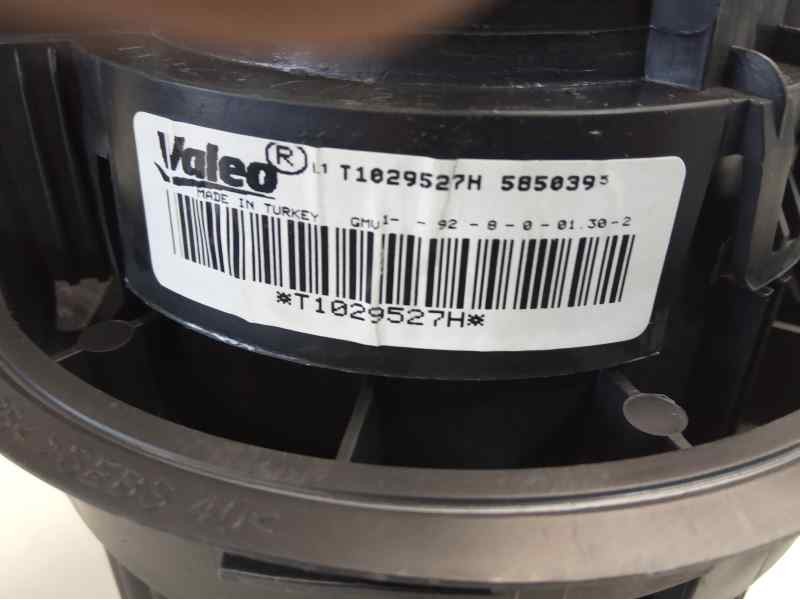 Recambio de ventilador calefaccion para renault clio iv referencia OEM IAM T1029527H  