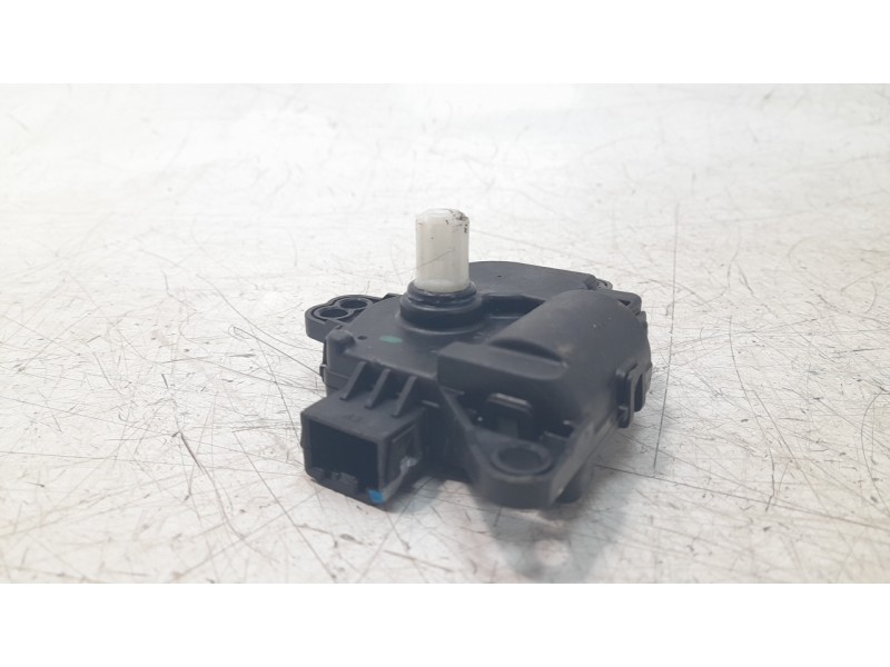 Recambio de motor trampilla calefaccion para hyundai tucson classic blue referencia OEM IAM D266NFFAA01  