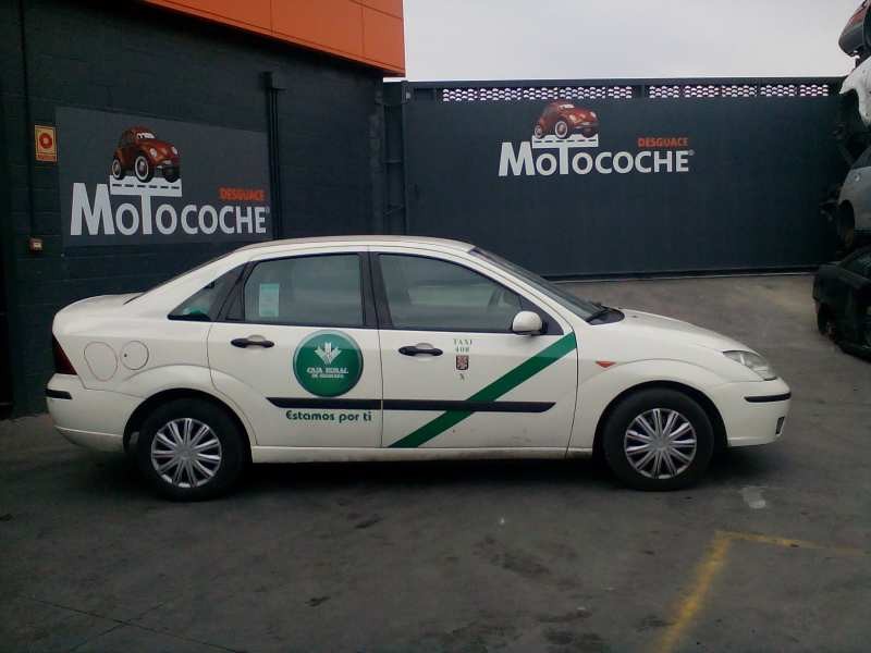ford focus berlina (cak) del año 2004