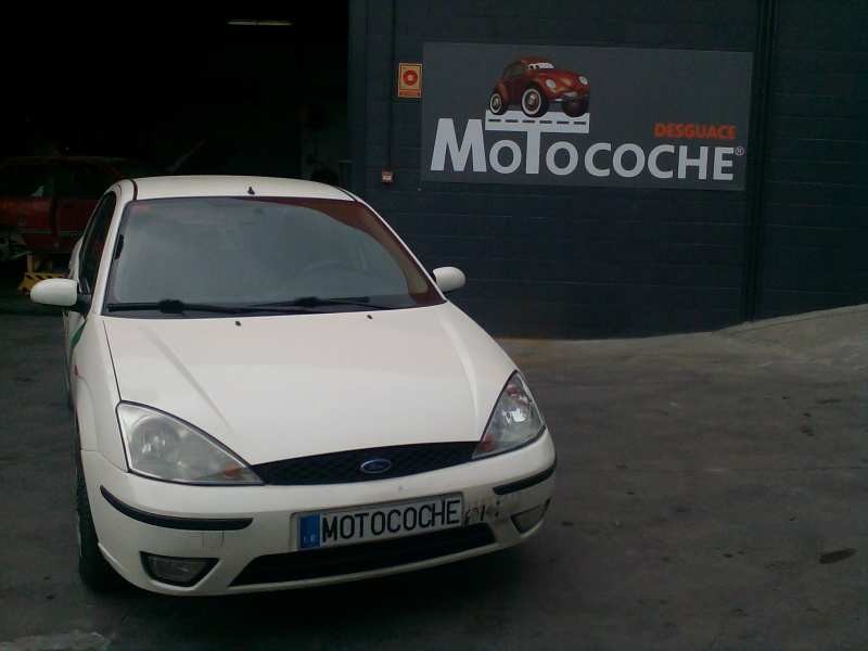 ford focus berlina (cak) del año 2004