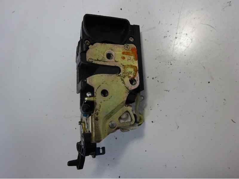 Recambio de cerradura puerta trasera derecha para daewoo kalos 1.4 sr referencia OEM IAM   