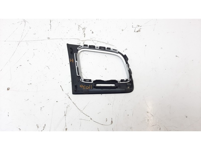Recambio de moldura para volkswagen golf vii lim. 1.6 16v tdi dpf referencia OEM IAM 5G1819741  