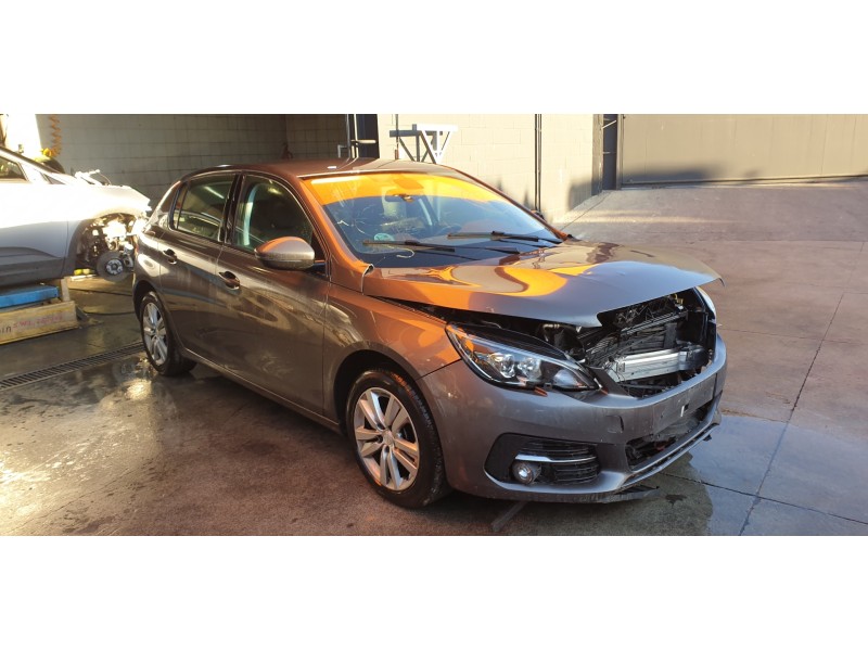 peugeot 308 del año 2021