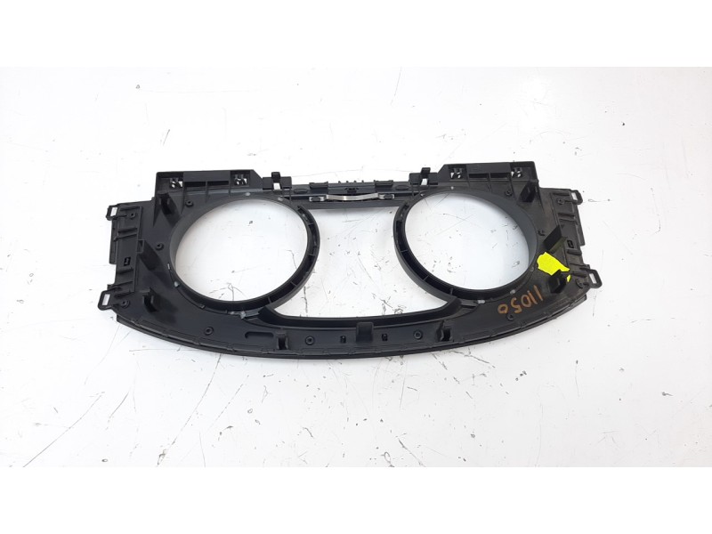 Recambio de moldura para volkswagen golf vii lim. 1.6 16v tdi dpf referencia OEM IAM 5G0857059  