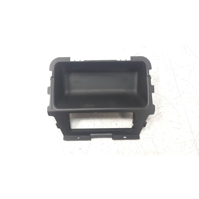 Recambio de moldura para land rover range rover sport 3.0 td v6 cat referencia OEM IAM FHM500021  