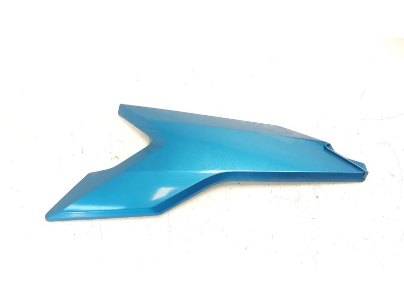 Recambio de moldura para bmw c 400 referencia OEM IAM 46638404658 46638558590 